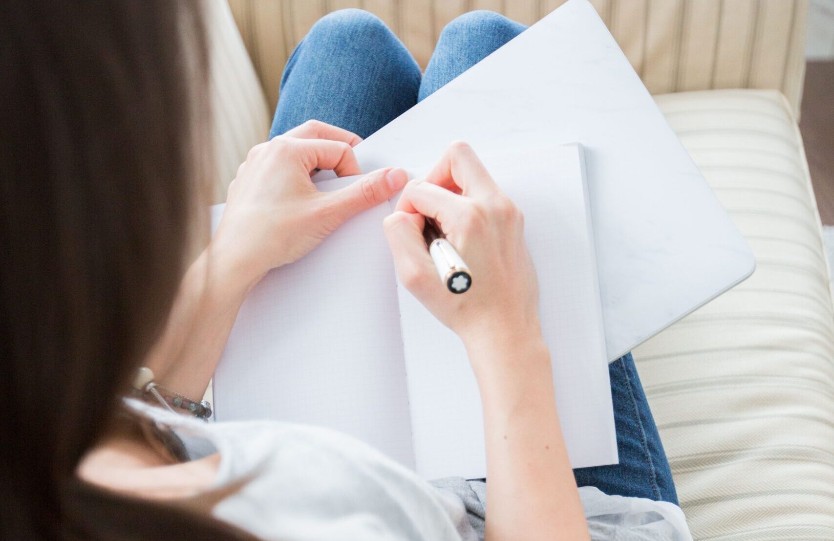 Professional Writing is a must&nbsp;on Brisbane Resume and Cover Letters&nbsp;Service